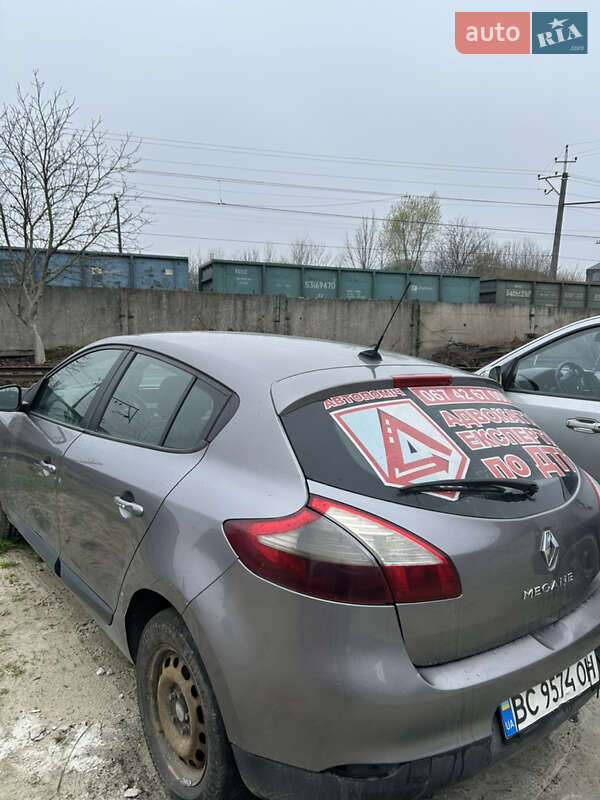 Хетчбек Renault Megane 2012 в Львові фото 6 Хетчбек Renault Megane 2012 в Львові