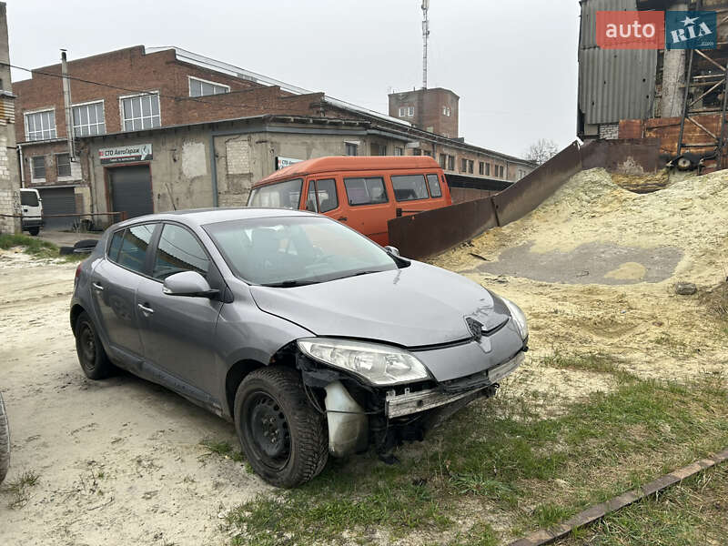 Хетчбек Renault Megane 2012 в Львові фото 10 Хетчбек Renault Megane 2012 в Львові