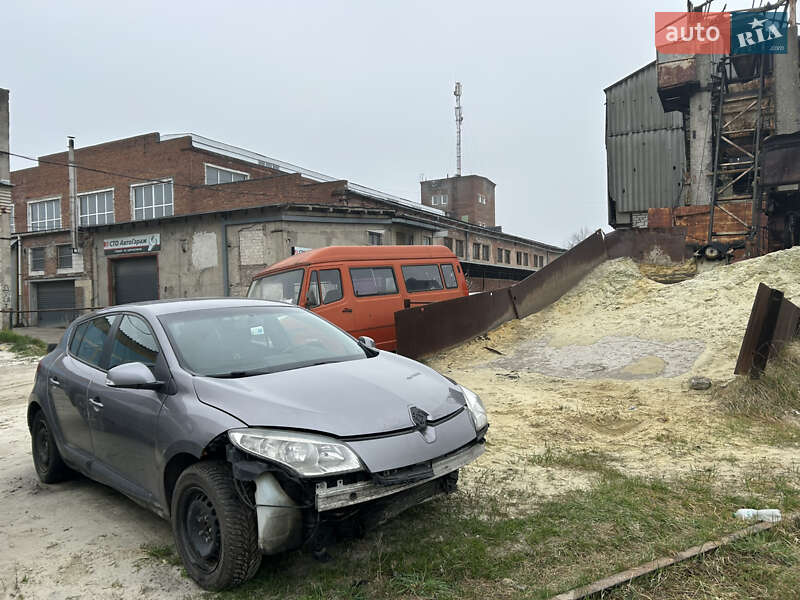 Хетчбек Renault Megane 2012 в Львові фото 16 Хетчбек Renault Megane 2012 в Львові