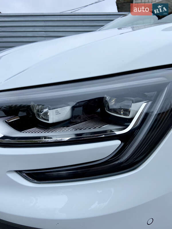 Хетчбек Renault Megane 2017 в Умані фото 22 Хетчбек Renault Megane 2017 в Умані