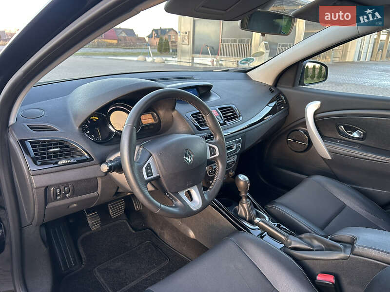 Универсал Renault Megane 2011 в Городке