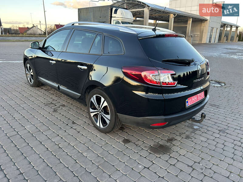 Универсал Renault Megane 2011 в Городке