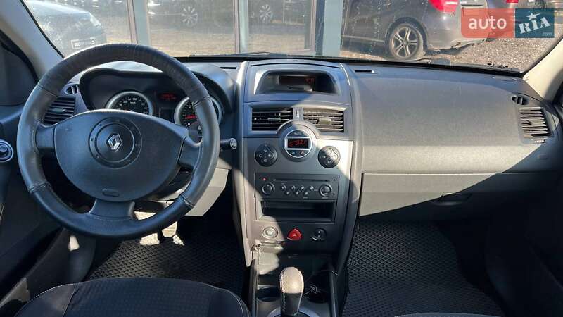 Хэтчбек Renault Megane 2005 в Киеве