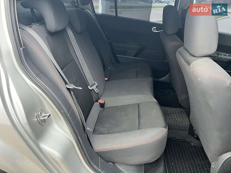 Седан Renault Megane 2007 в Черкасах фото 60 Седан Renault Megane 2007 в Черкасах