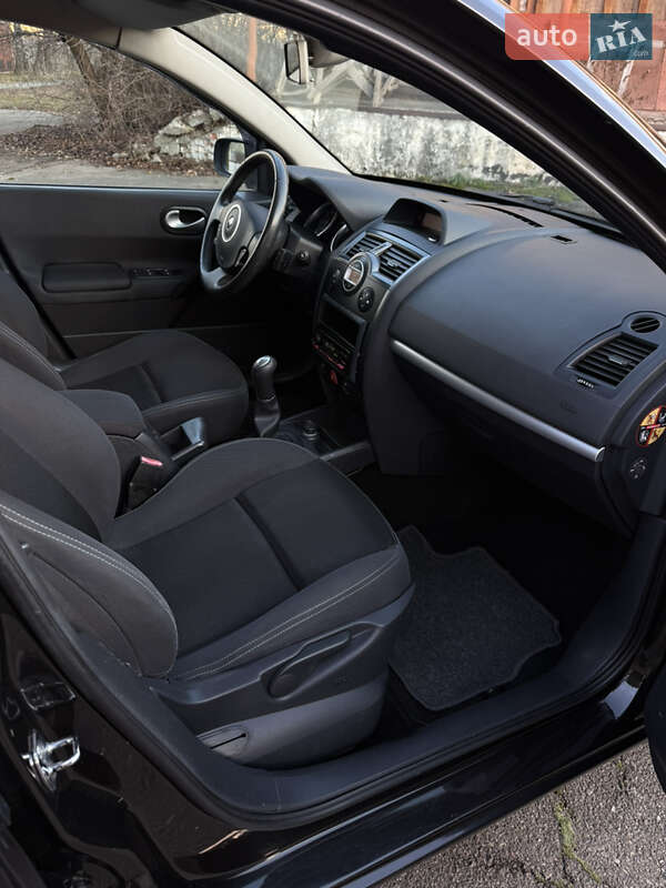 Универсал Renault Megane 2009 в Чернигове фото 88 Универсал Renault Megane 2009 в Чернигове