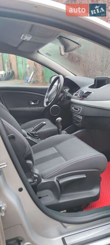 Универсал Renault Megane 2009 в Луцке фото 11 Универсал Renault Megane 2009 в Луцке