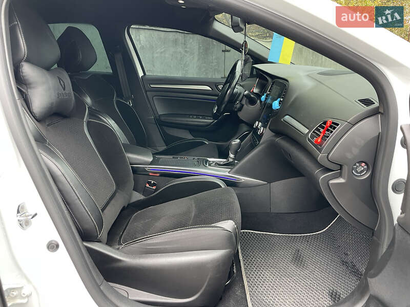 Седан Renault Megane 2017 в Киеве