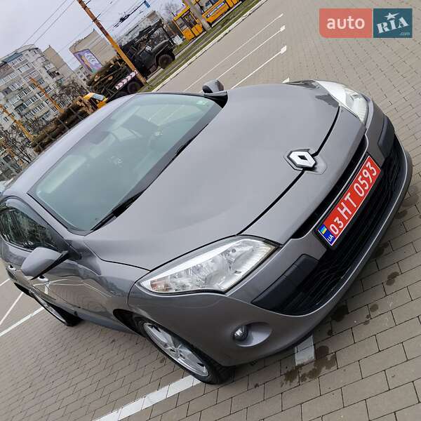 Хэтчбек Renault Megane 2011 в Сумах