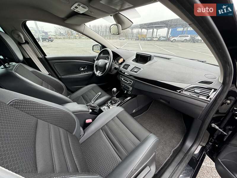 Универсал Renault Megane 2014 в Киеве фото 24 Универсал Renault Megane 2014 в Киеве