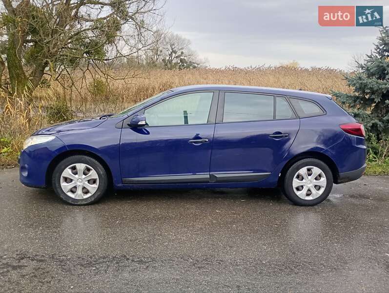 Универсал Renault Megane 2011 в Кременце