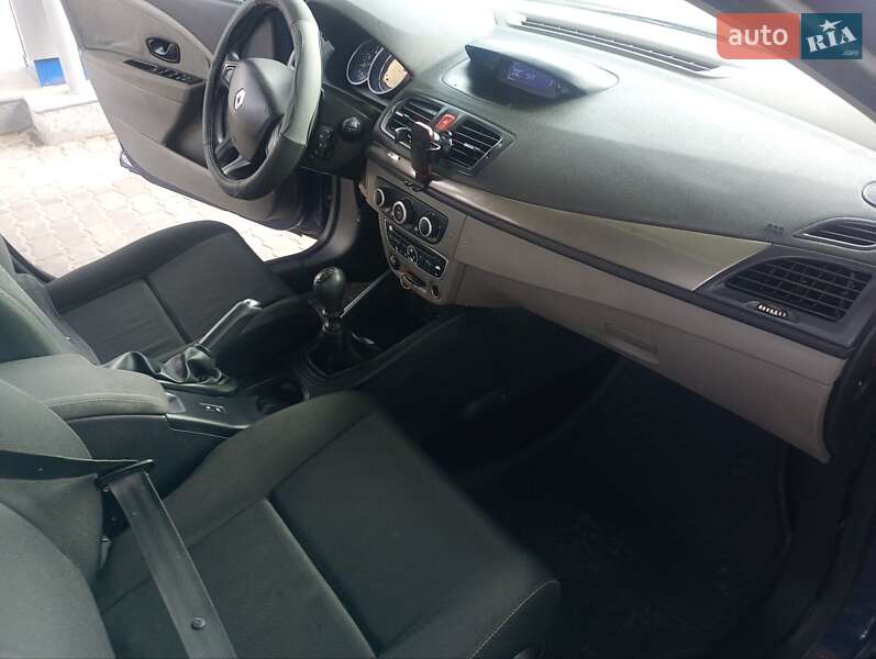 Универсал Renault Megane 2011 в Кременце