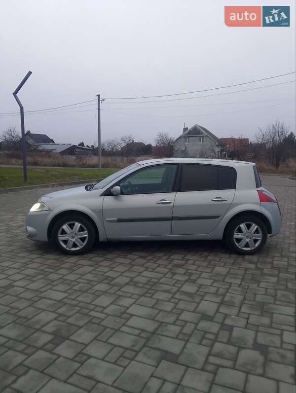 Хэтчбек Renault Megane 2003 в Ровно