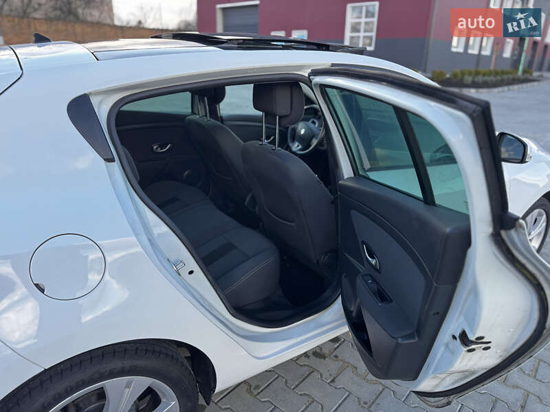 Хэтчбек Renault Megane 2009 в Дубно