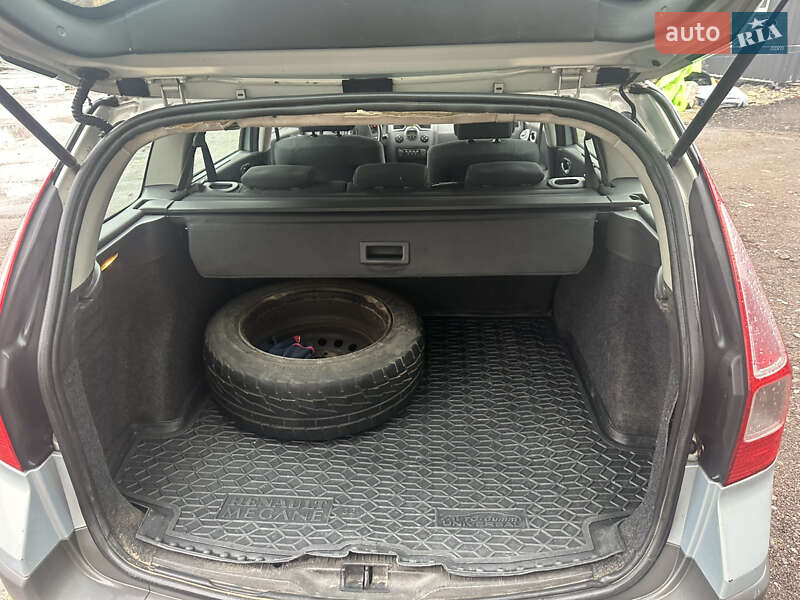 Универсал Renault Megane 2004 в Нежине