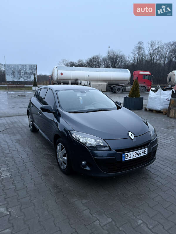 Хэтчбек Renault Megane 2011 в Тернополе