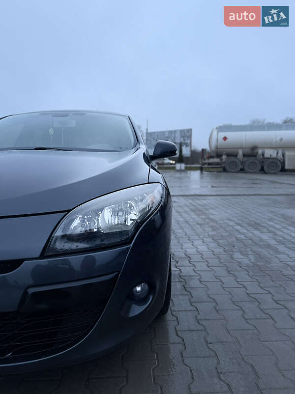 Хэтчбек Renault Megane 2011 в Тернополе