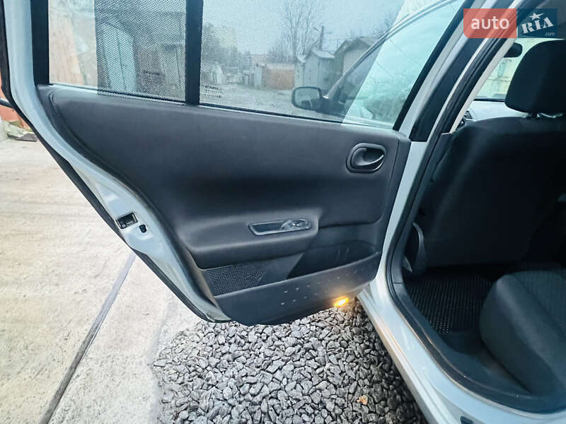 Универсал Renault Megane 2004 в Виннице фото 31 Универсал Renault Megane 2004 в Виннице