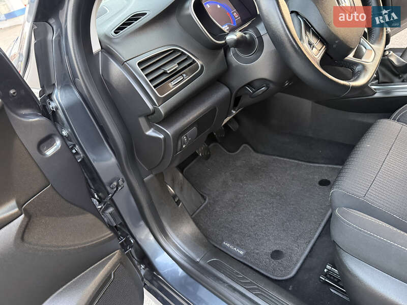 Универсал Renault Megane 2020 в Днепре фото 58 Универсал Renault Megane 2020 в Днепре