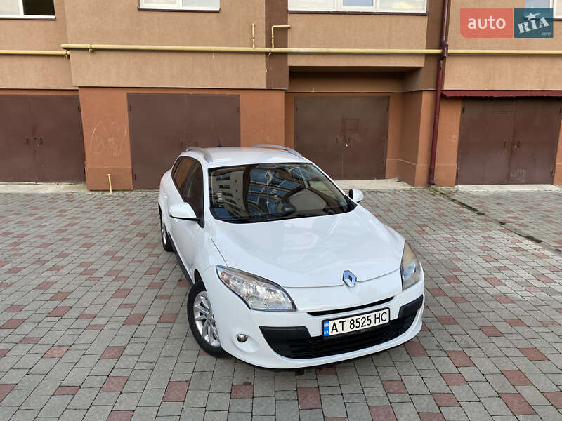 Универсал Renault Megane 2011 в Ивано-Франковске