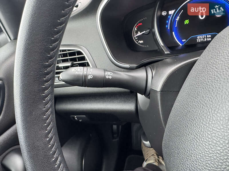 Універсал Renault Megane 2017 в Лопатині