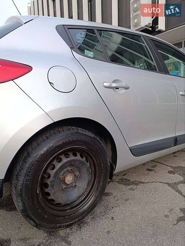 Хэтчбек Renault Megane 2008 в Запорожье