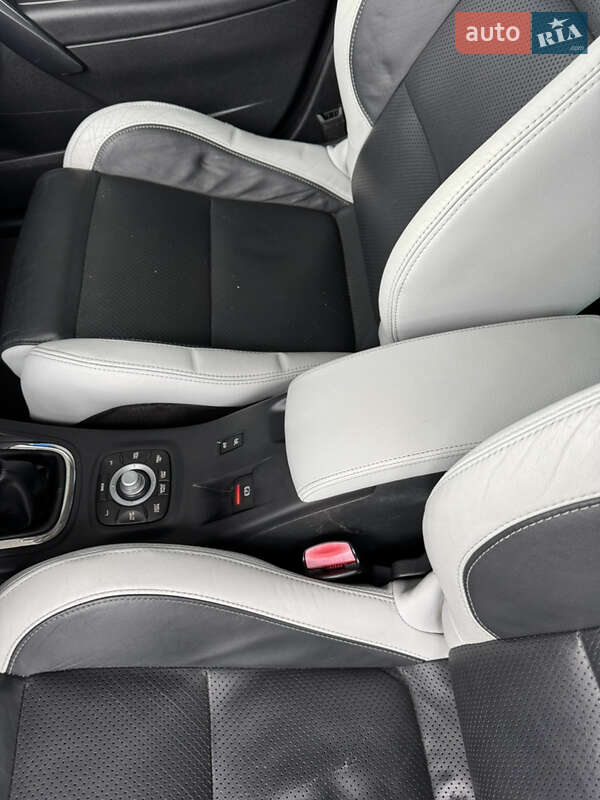 Универсал Renault Megane 2012 в Великой Багачке фото 32 Универсал Renault Megane 2012 в Великой Багачке