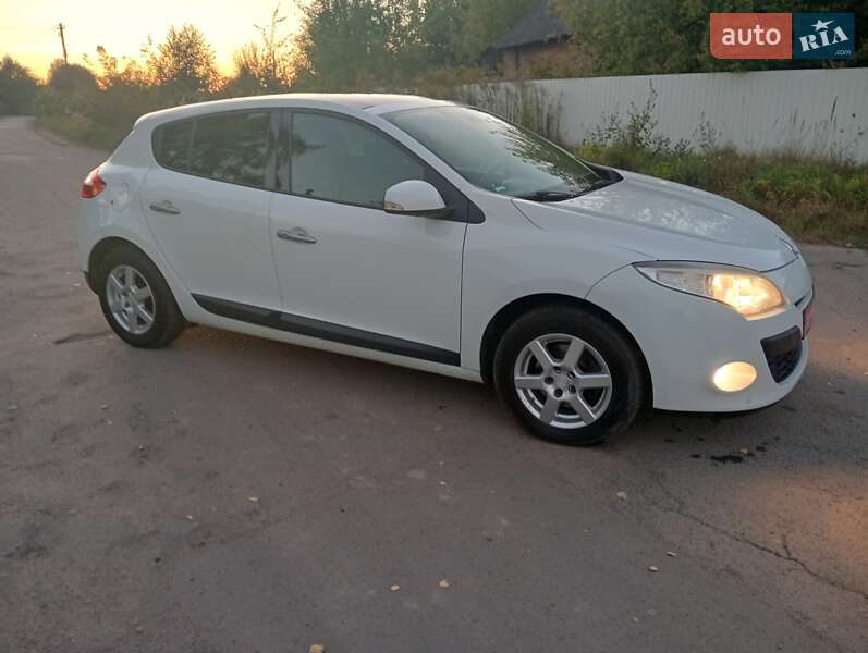 Хэтчбек Renault Megane 2008 в Нововолынске