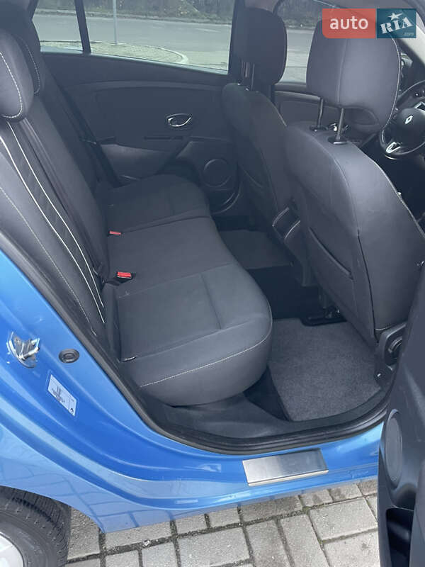 Универсал Renault Megane 2014 в Запорожье фото 40 Универсал Renault Megane 2014 в Запорожье