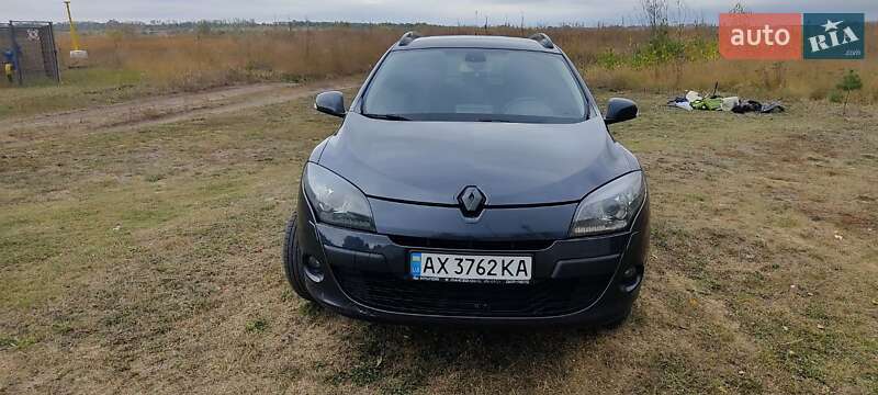 Универсал Renault Megane 2010 в Зачепиловке