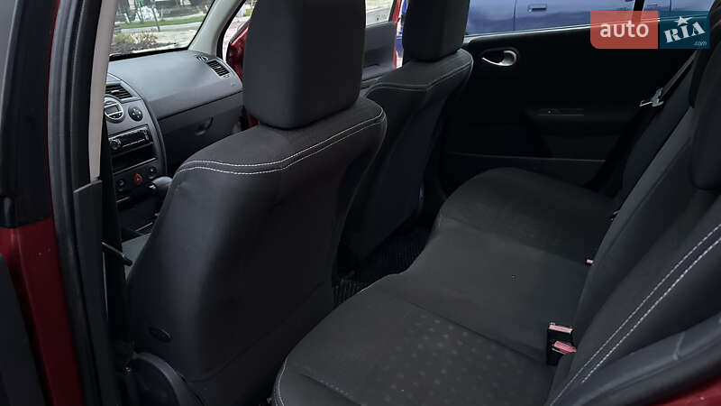 Хэтчбек Renault Megane 2005 в Киеве