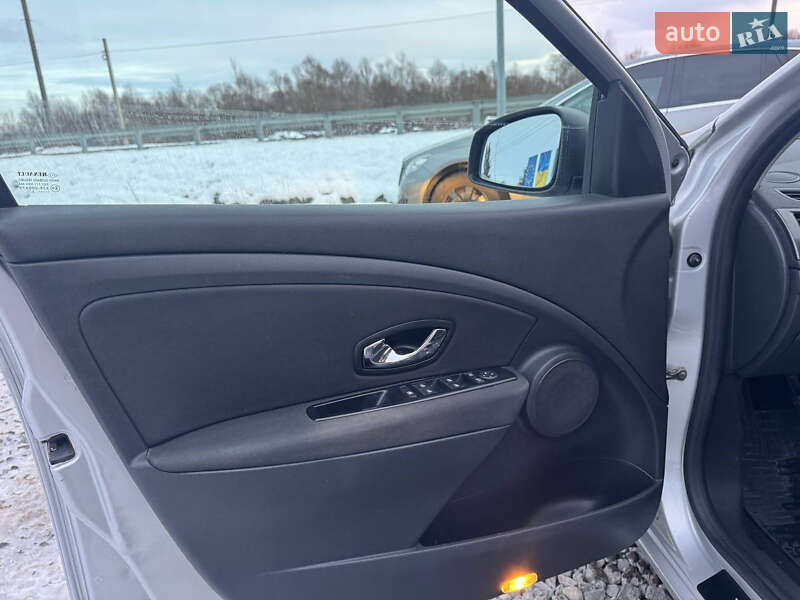 Хэтчбек Renault Megane 2013 в Стрые фото 39 Хэтчбек Renault Megane 2013 в Стрые