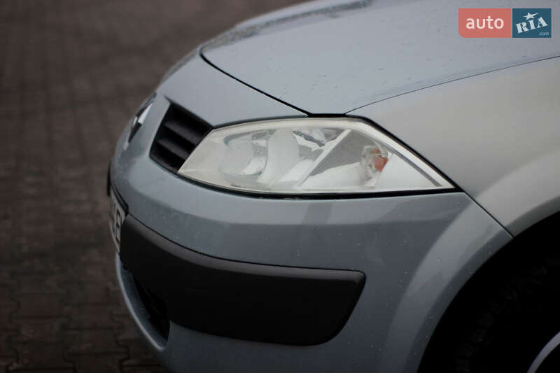 Универсал Renault Megane 2004 в Кременце