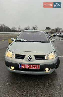 Седан Renault Megane 2004 в Киеве