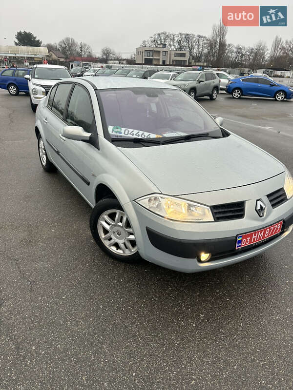 Седан Renault Megane 2004 в Киеве