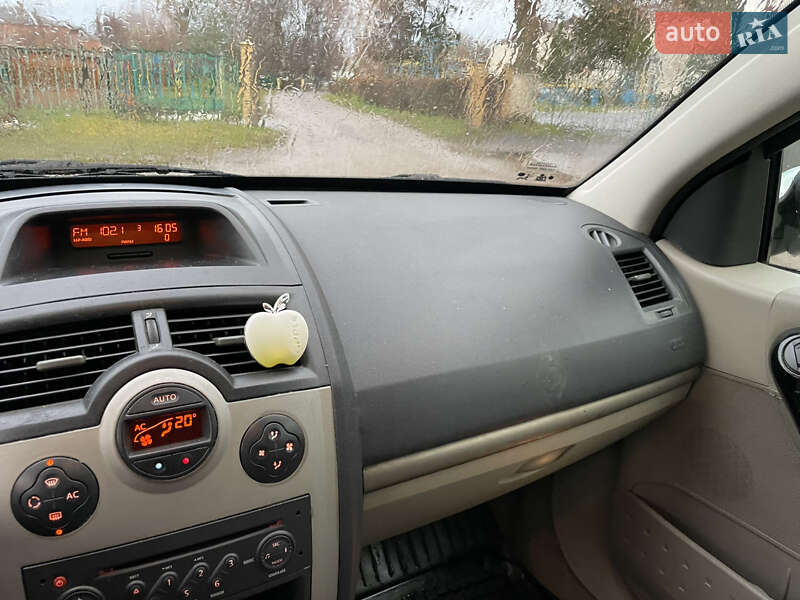 Универсал Renault Megane 2003 в Красилове фото 42 Универсал Renault Megane 2003 в Красилове