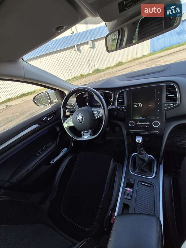 Универсал Renault Megane 2018 в Днепре фото 22 Универсал Renault Megane 2018 в Днепре