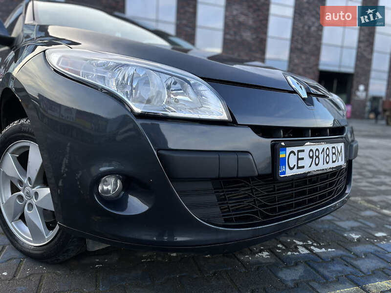 Хэтчбек Renault Megane 2011 в Черновцах