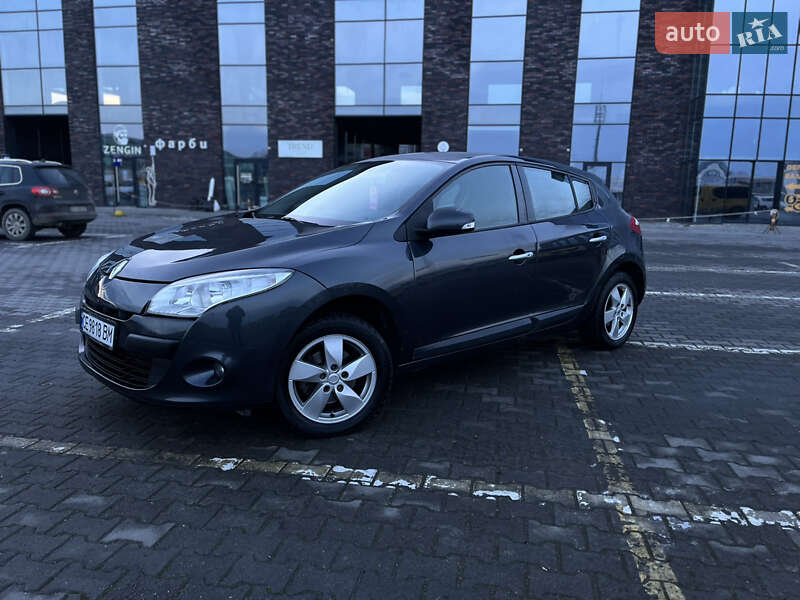 Хэтчбек Renault Megane 2011 в Черновцах