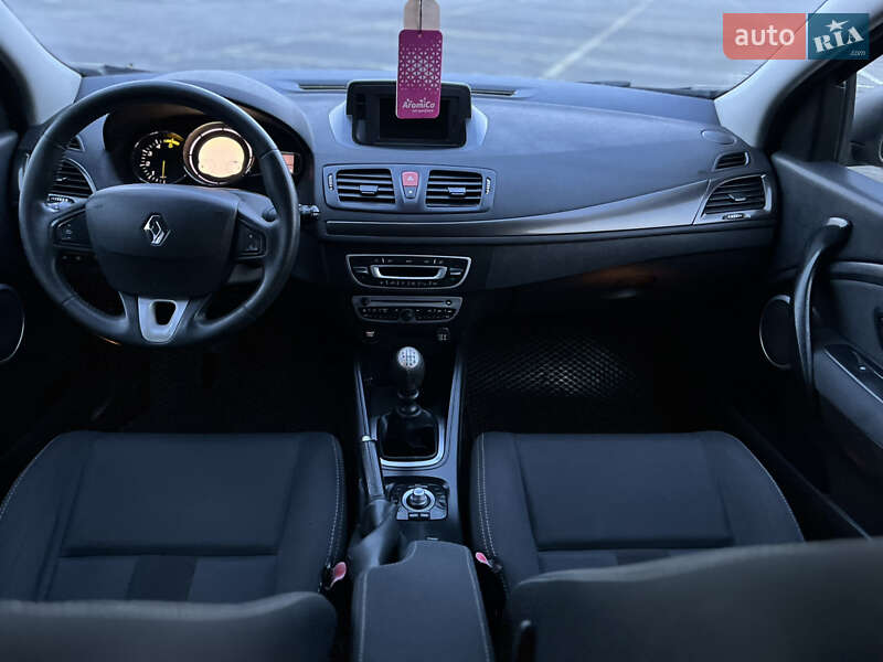 Хэтчбек Renault Megane 2011 в Черновцах