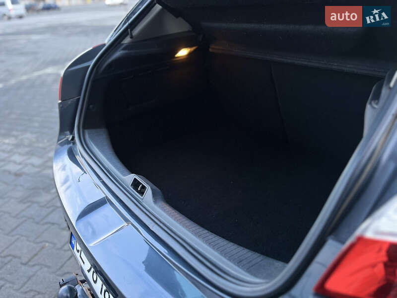 Хэтчбек Renault Megane 2011 в Черновцах