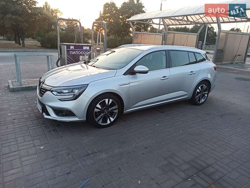 Универсал Renault Megane 2018 в Днепре фото 37 Универсал Renault Megane 2018 в Днепре