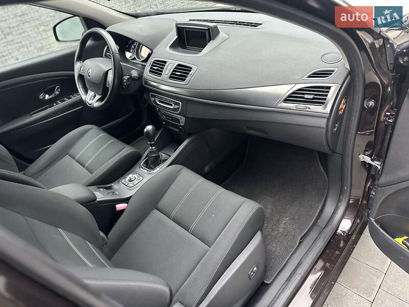 Универсал Renault Megane 2014 в Луцке фото 6 Универсал Renault Megane 2014 в Луцке