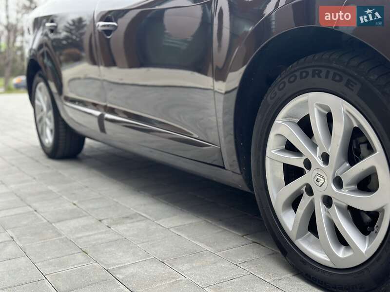 Универсал Renault Megane 2014 в Луцке фото 50 Универсал Renault Megane 2014 в Луцке