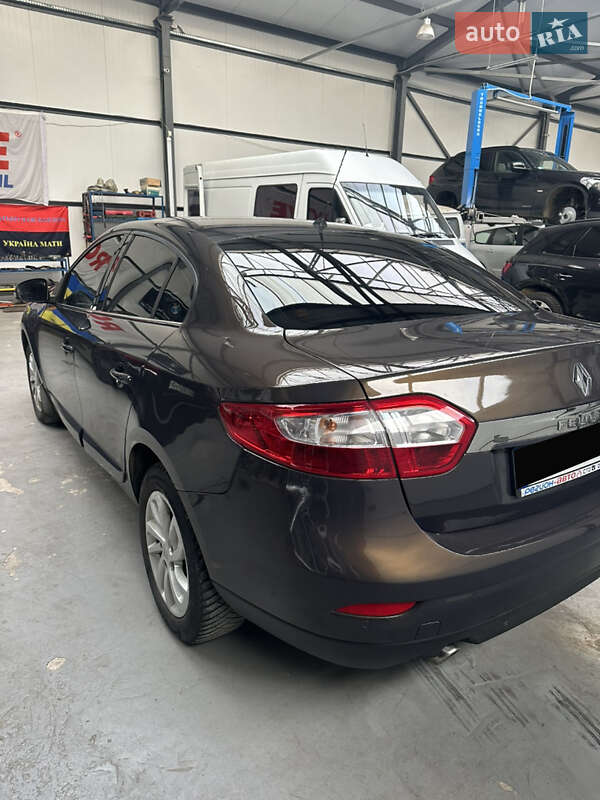 Седан Renault Megane 2016 в Хмельницькому