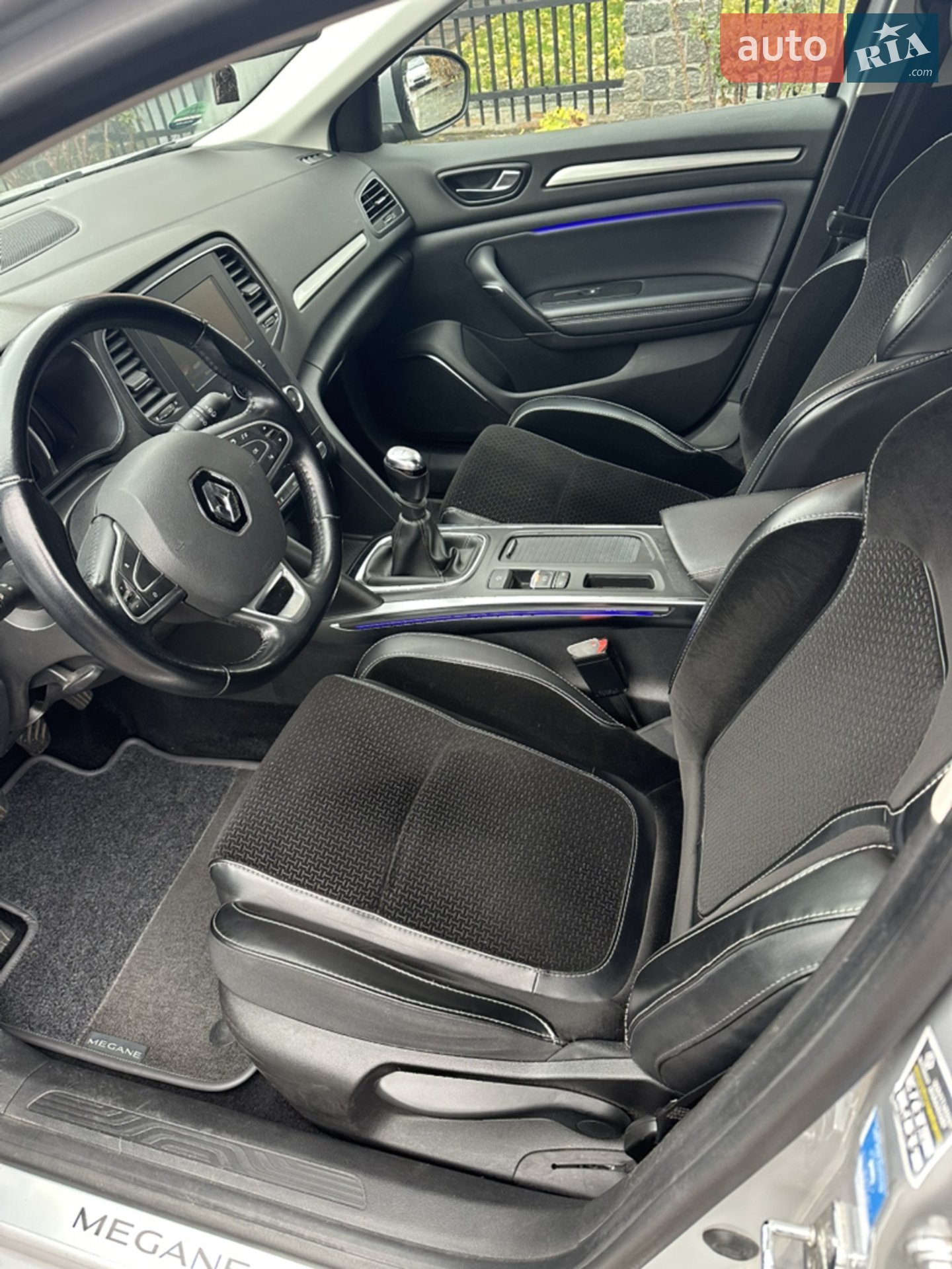 Renault Megane 2017 VIN VF1RFB00357849070 фото оголошення 9 з 17