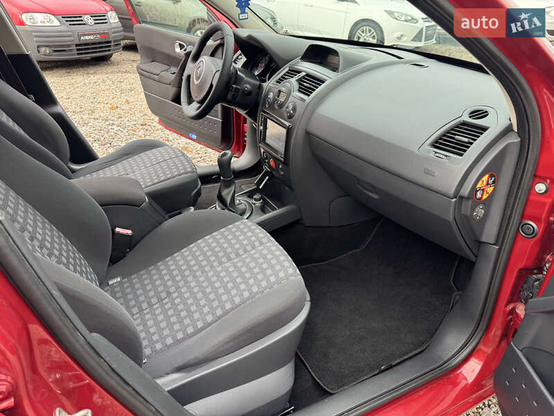 Универсал Renault Megane 2006 в Полтаве