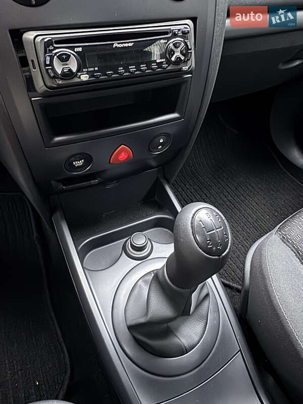 Універсал Renault Megane 2006 в Луцьку фото 24 Універсал Renault Megane 2006 в Луцьку