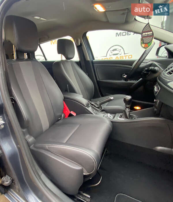 Універсал Renault Megane 2015 в Рівному фото 16 Універсал Renault Megane 2015 в Рівному