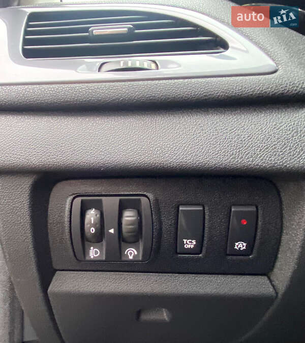 Універсал Renault Megane 2015 в Рівному фото 17 Універсал Renault Megane 2015 в Рівному