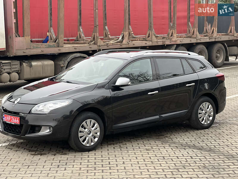 Универсал Renault Megane 2010 в Луцке фото 12 Универсал Renault Megane 2010 в Луцке